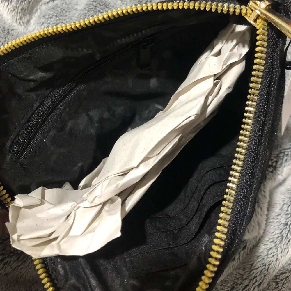 Small Change Purse - Picture 2 of 4